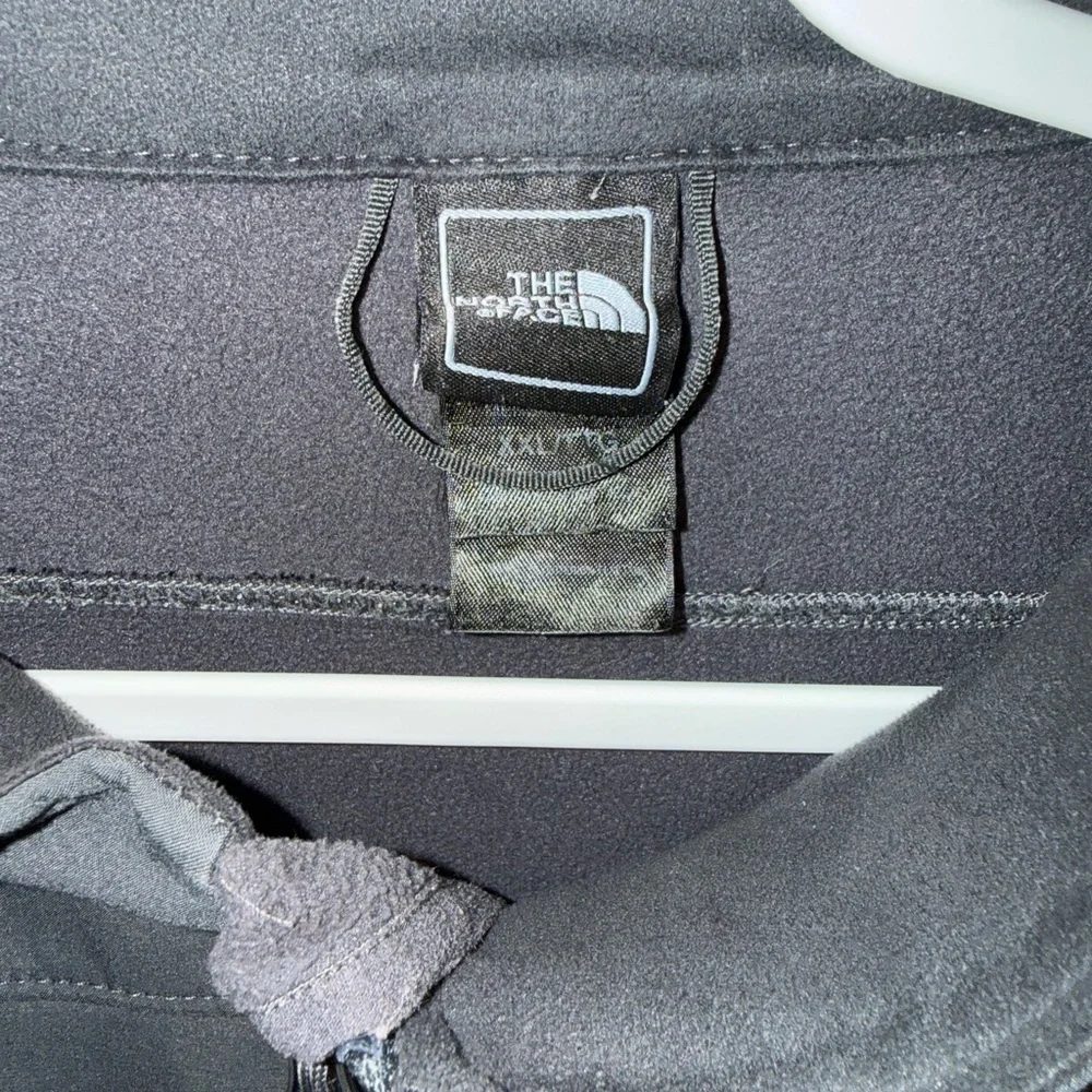 The North Face Big/Tall Men's Apex soft shell grey Performance Jacket size xxl